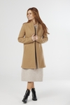 Winged collar wool coat