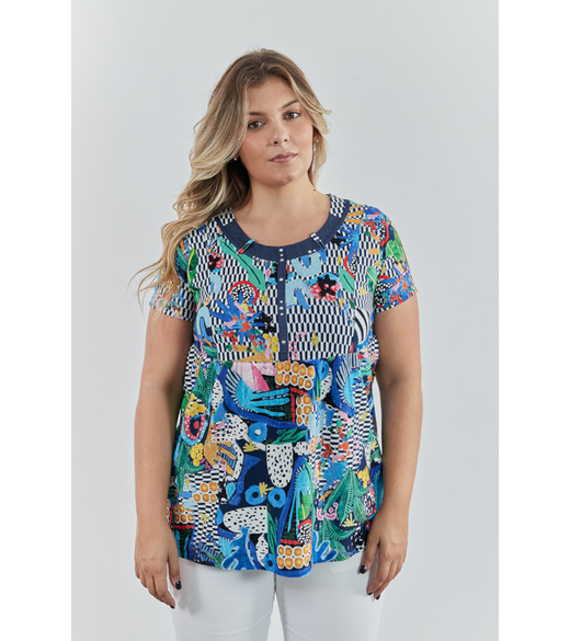 Scoop neck top