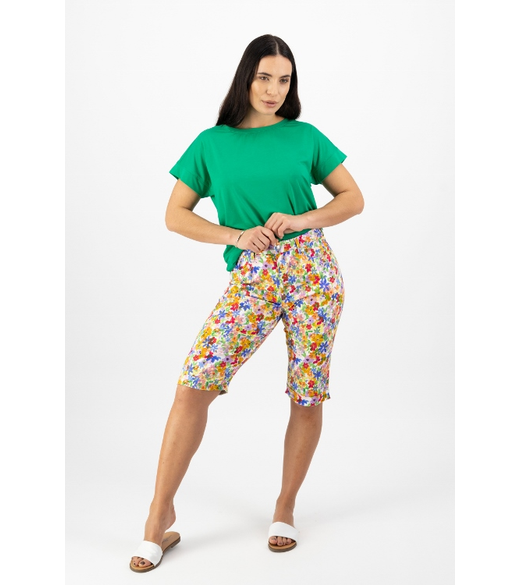 Lightweight straight leg short