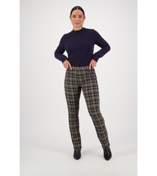 Slim leg pull-on pant