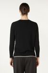 Essential V neck jumper
