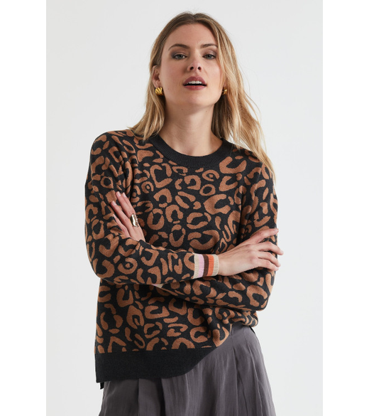 Leopard crew jumper