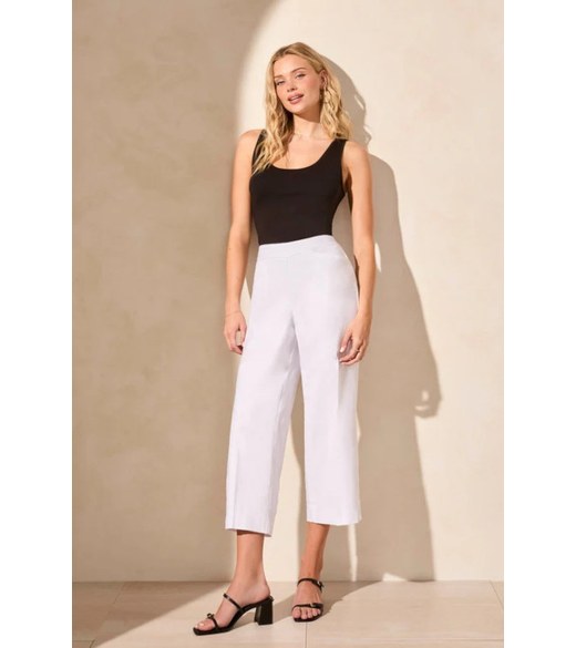 Flatten It capri with eyelets