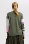 Ladder stripe V top