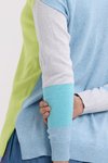 Ladder stripe V top