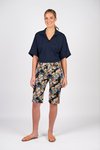 Lightweight straight leg short