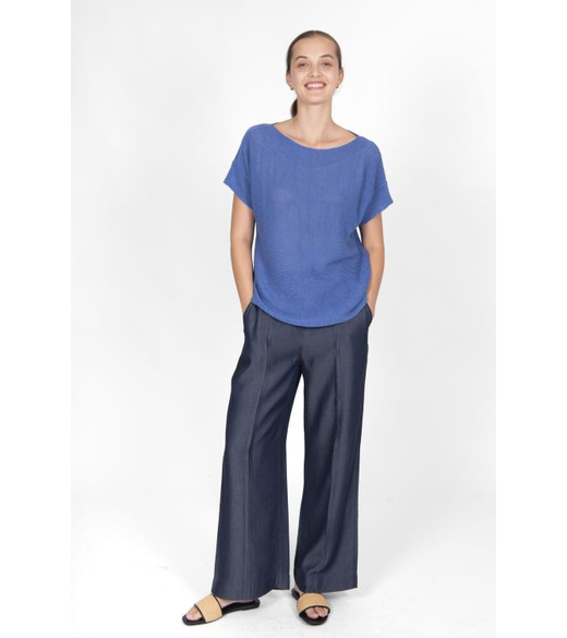 Horizontal knit top
