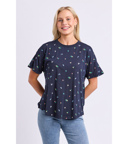 Festive market tee