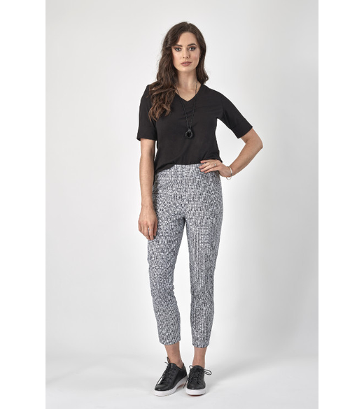 Skinny leg 7/8 pull on pant