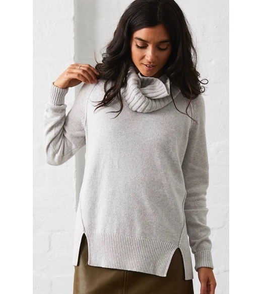 Relaxed knit & snood