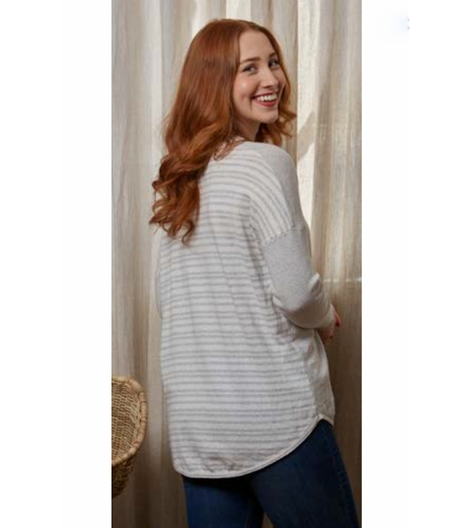 Stripe crew curved hem top