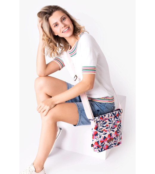 Gardenia messenger bag