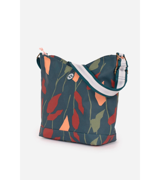 Turning leaf hobo bag